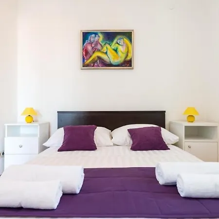 شقة - One Bedroom With Terrace And Sea View *