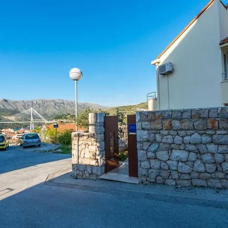 - One Bedroom With Terrace And Sea View * Dubrovnik