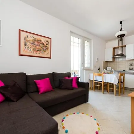 - One Bedroom With Terrace And Sea View شقة دوبروفينك